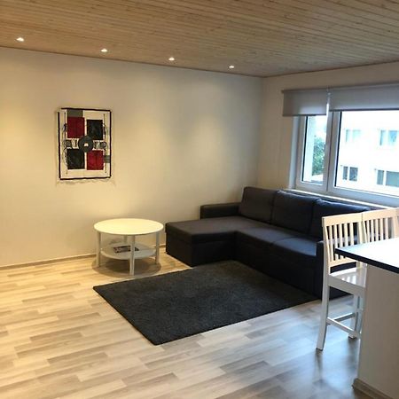 Modern Cozy 2 Bedroom Apartment Near City Center Пярну Экстерьер фото