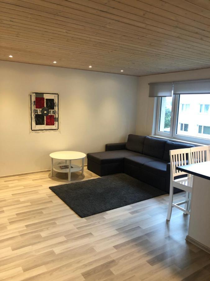 Modern Cozy 2 Bedroom Apartment Near City Center Пярну Экстерьер фото